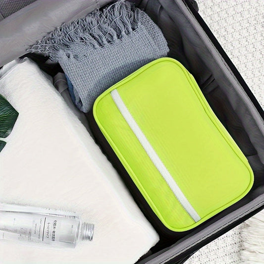 Tallulah | Compact Hanging Toiletry Organizer