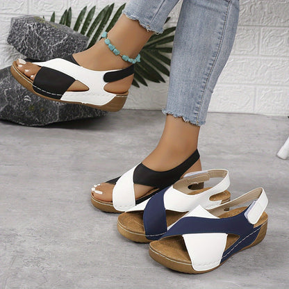 Lyra | Chic Two-Tone Sandals - Comfort & Style