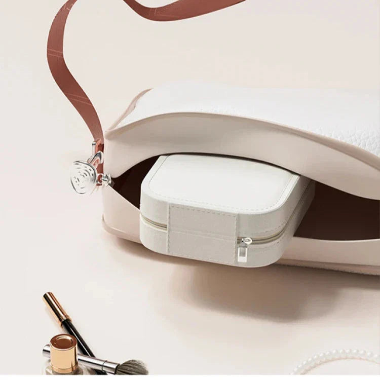 Kori | Portable LED Lighted Mirror Travel Makeup Case