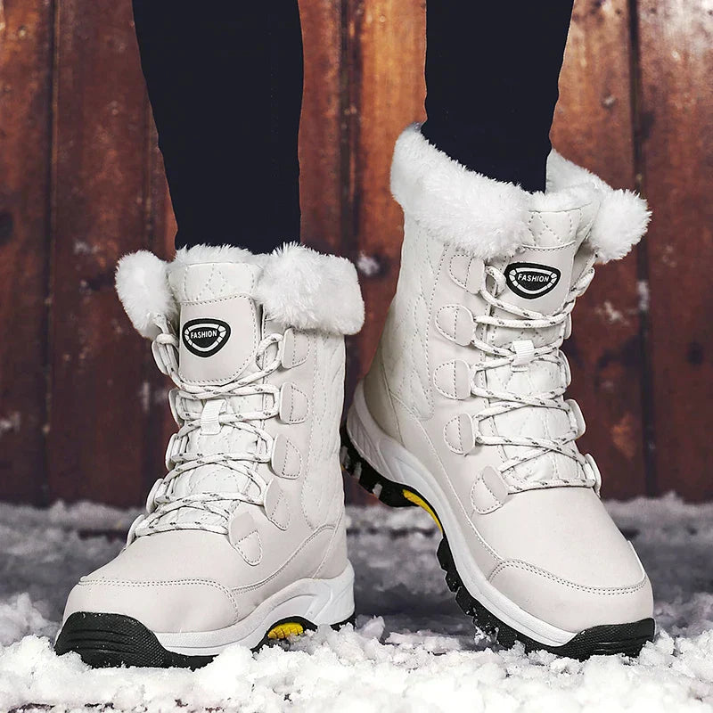 Nicole | Fashion-Forward Winter Boots - Warmth & Style