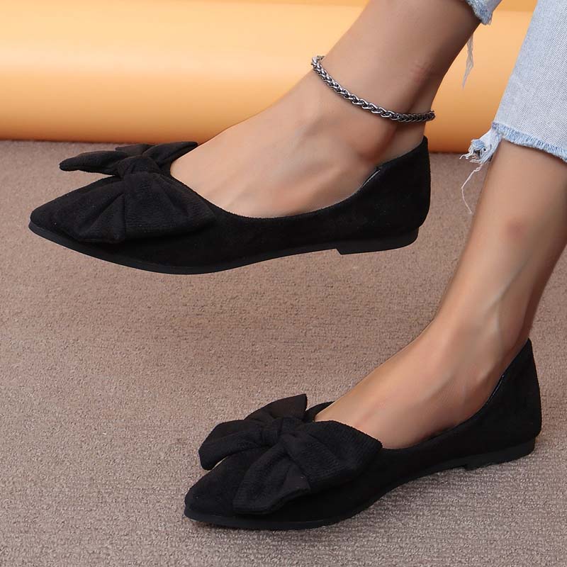 Aria | Pointed Flats – Bow Accent for a Chic Finish